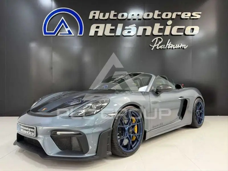2025 Porsche 718