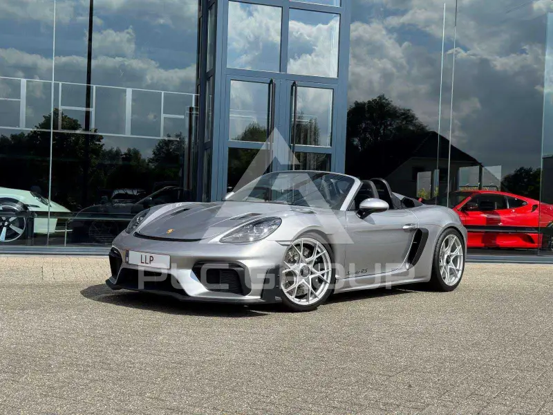 2025 Porsche 718