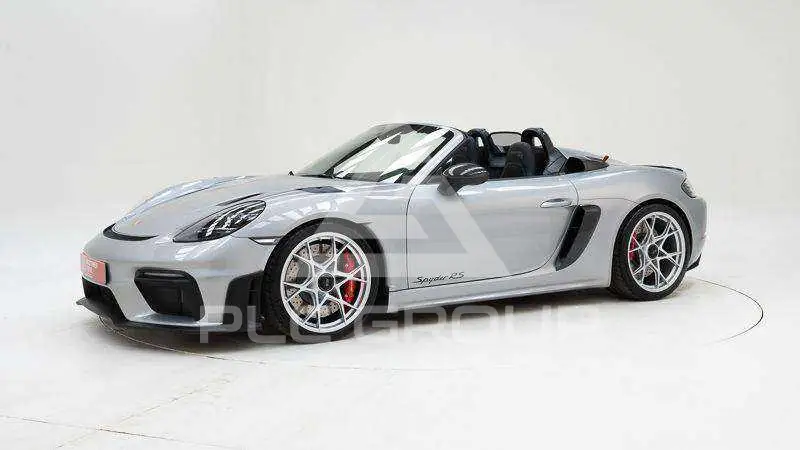 2025 Porsche 718