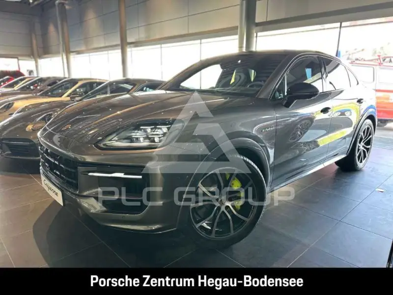 2025 Porsche Cayenne