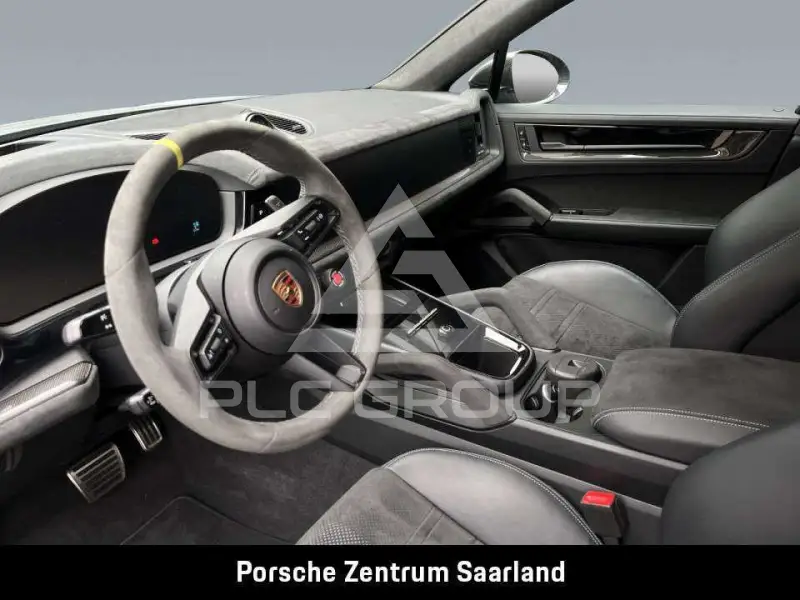 2025 Porsche Cayenne