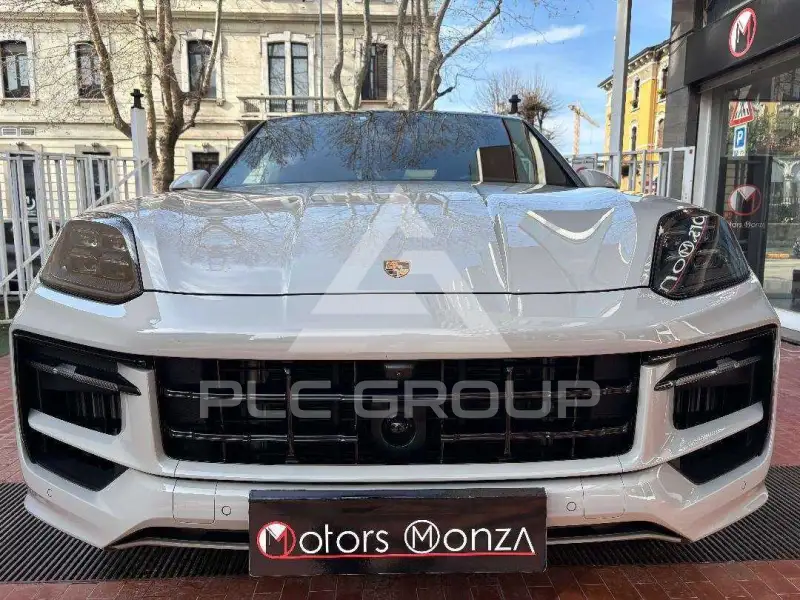 2024 Porsche Cayenne