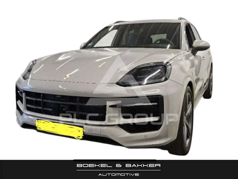 2025 Porsche Cayenne