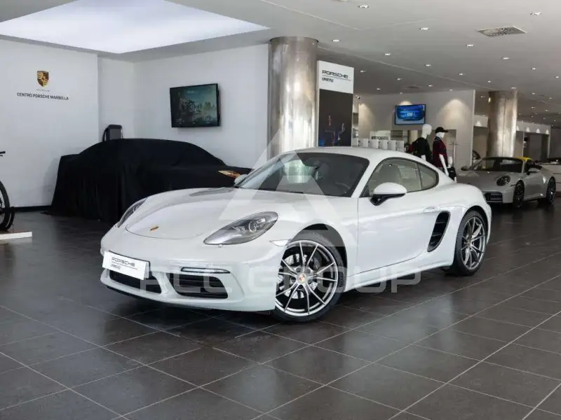2025 Porsche 718