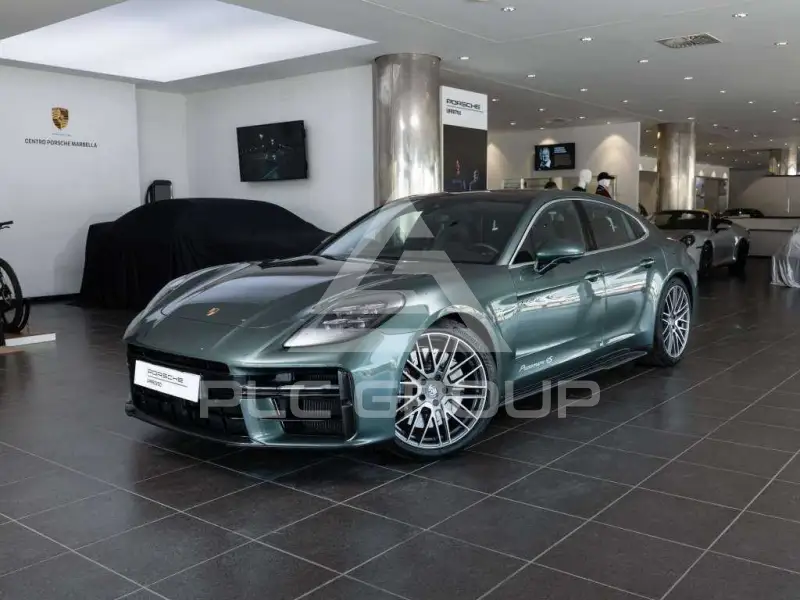 2025 Porsche Panamera