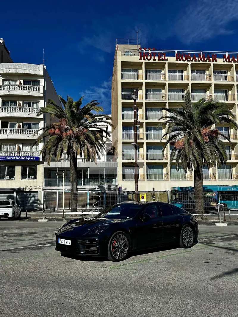 2025 Porsche Panamera