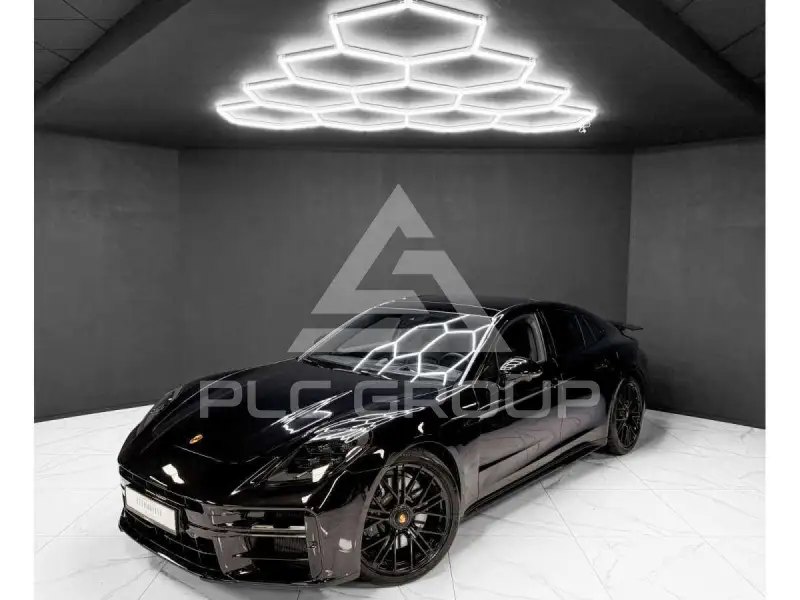 2025 Porsche Panamera
