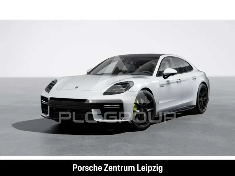 2025 Porsche Panamera
