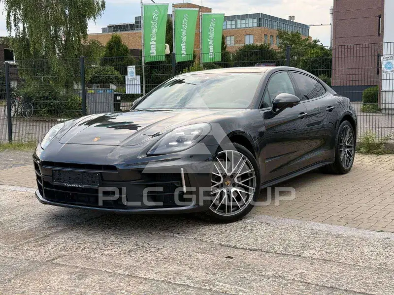 2025 Porsche Panamera