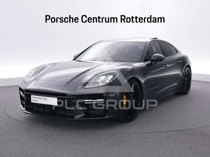 2025 Porsche Panamera