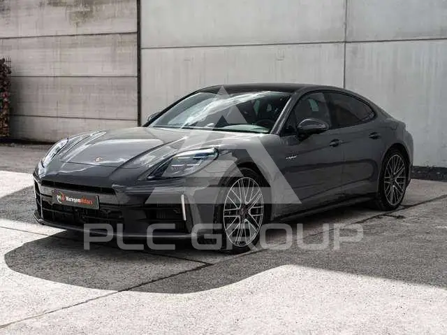 2025 Porsche Panamera