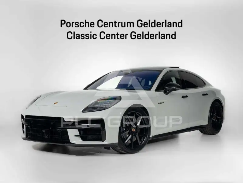 2026 Porsche Panamera