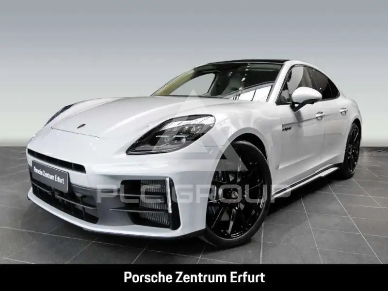 2025 Porsche Panamera