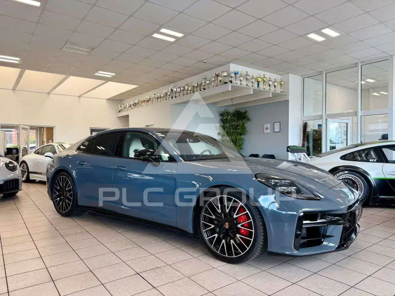 2025 Porsche Panamera