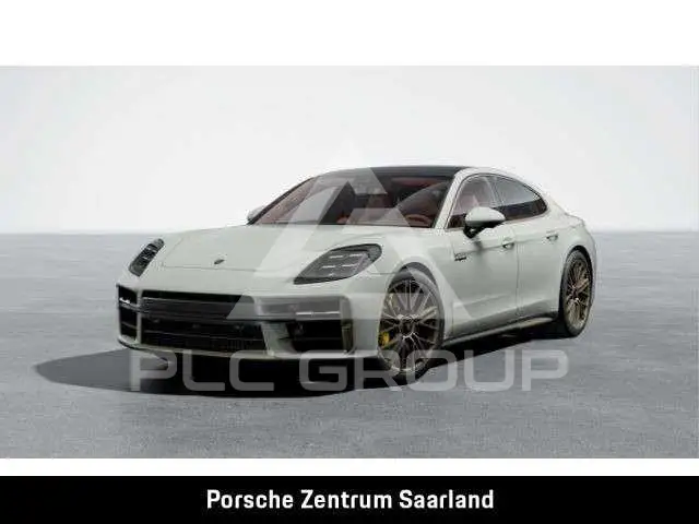 2025 Porsche Panamera