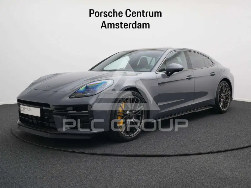 2025 Porsche Panamera