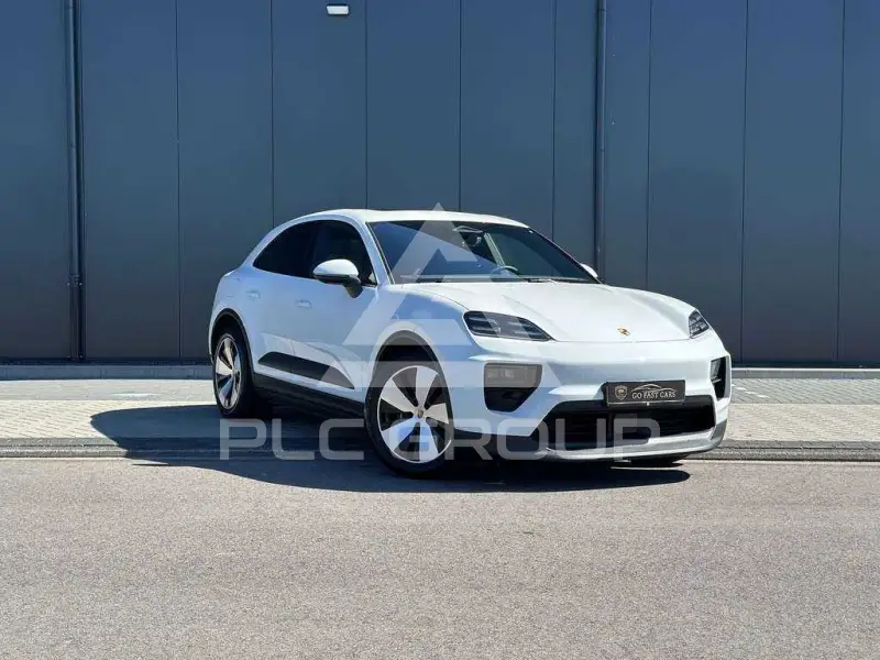 2025 Porsche MACAN