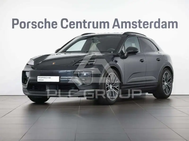 2025 Porsche MACAN