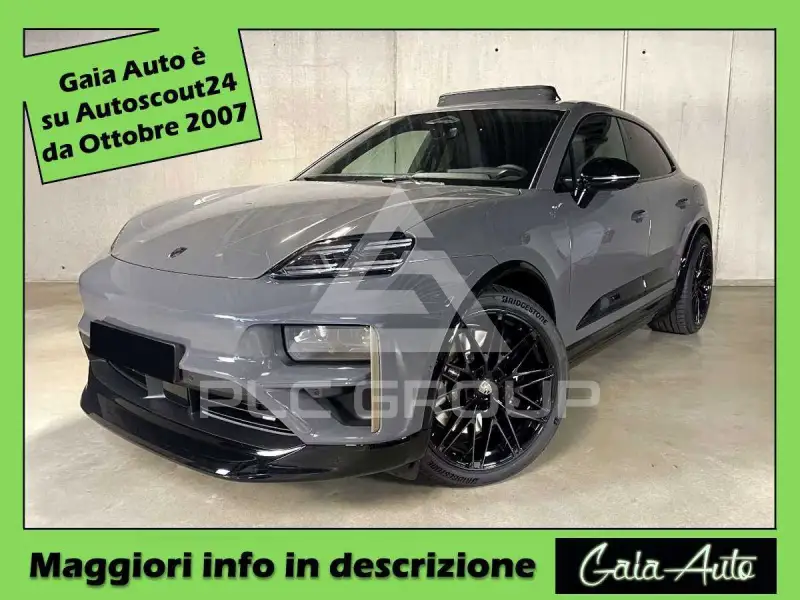2025 Porsche MACAN
