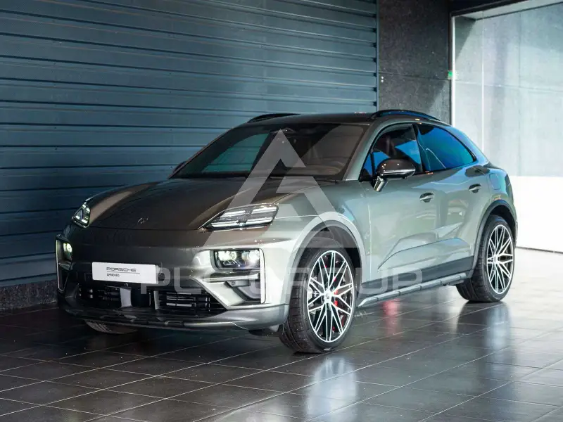 2025 Porsche MACAN