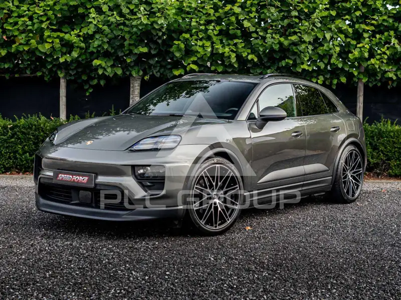 2025 Porsche MACAN