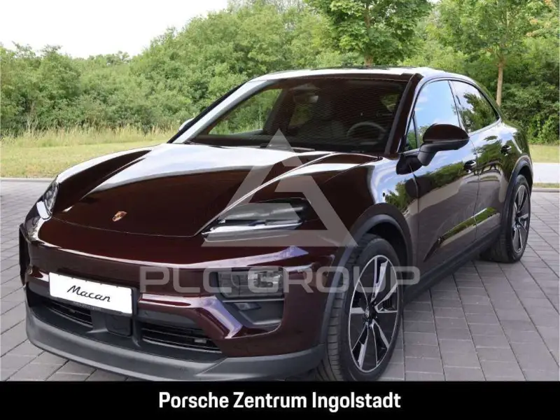 2025 Porsche MACAN