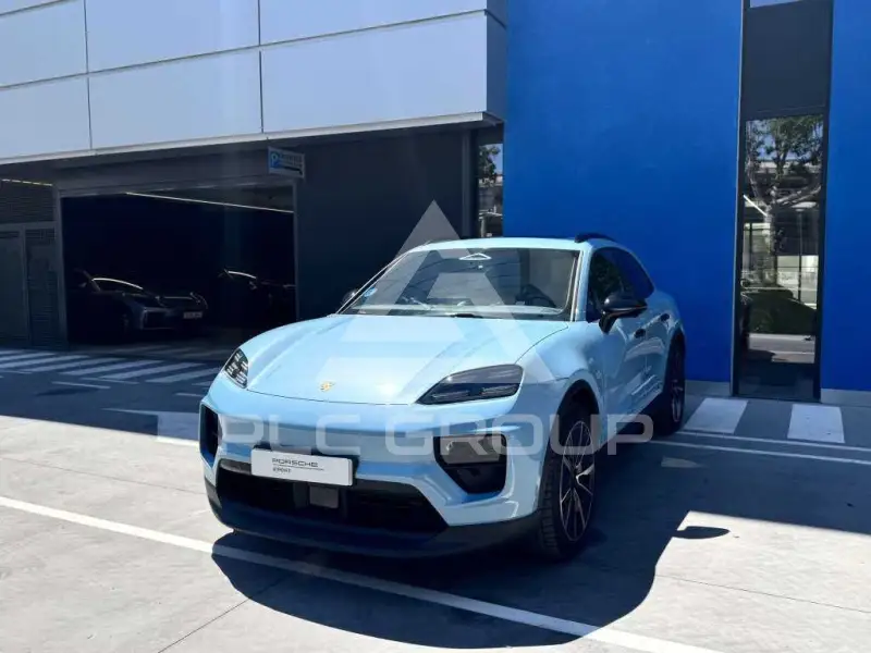 2025 Porsche MACAN