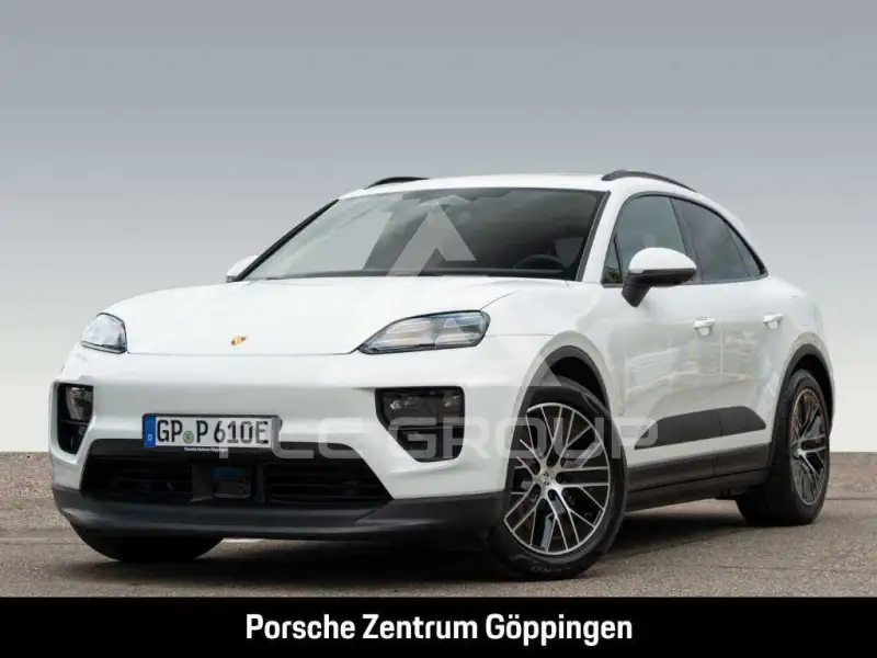 2025 Porsche MACAN