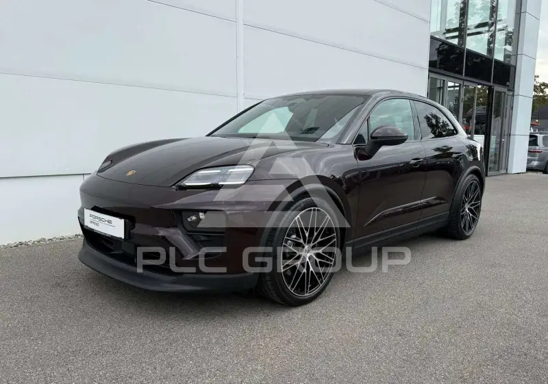 2025 Porsche MACAN
