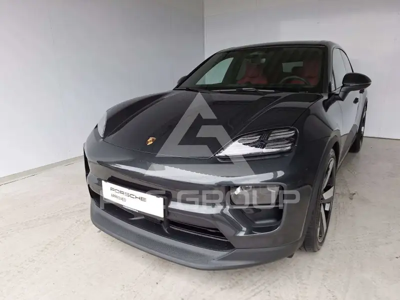 2025 Porsche MACAN