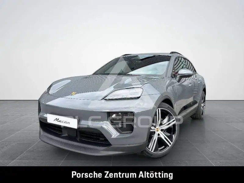2025 Porsche MACAN