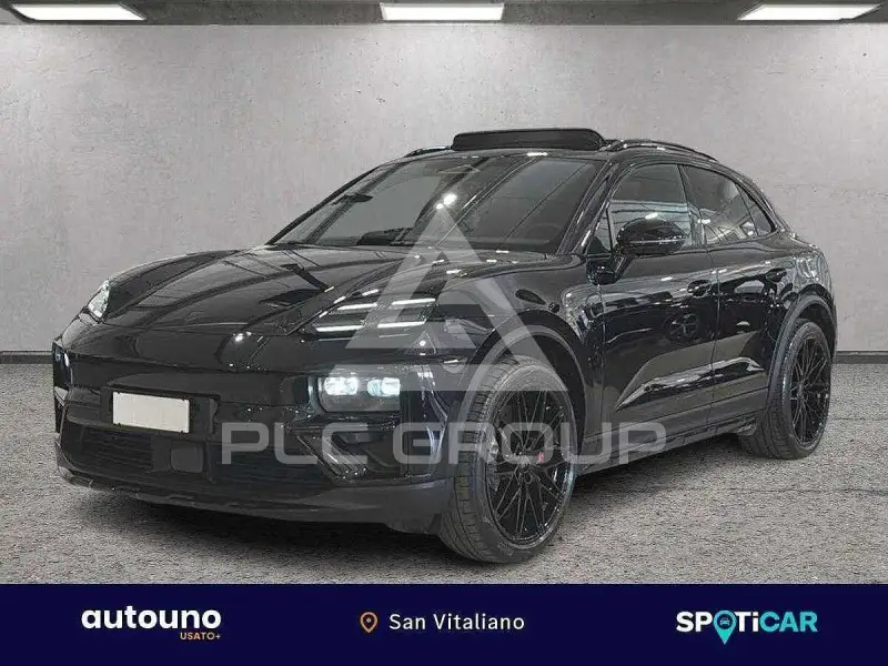 2025 Porsche MACAN