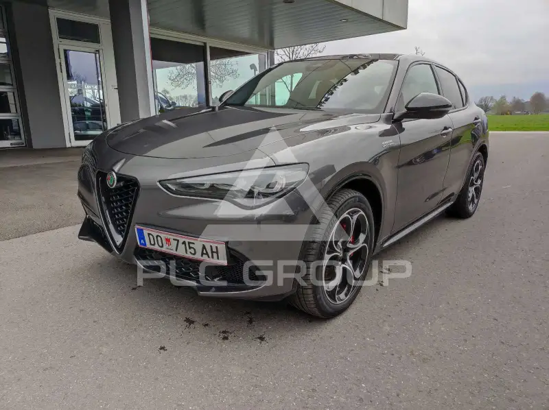2025 Alfa Romeo Stelvio