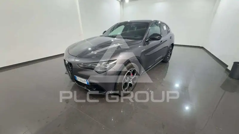 2025 Alfa Romeo Stelvio