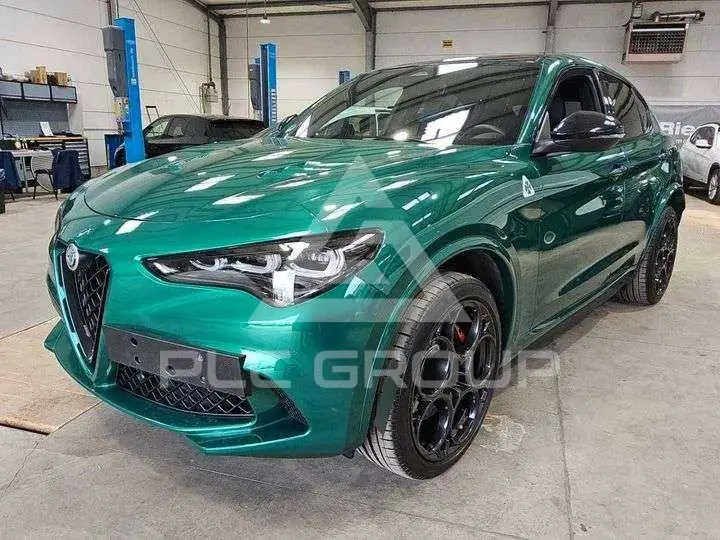 2025 Alfa Romeo Stelvio