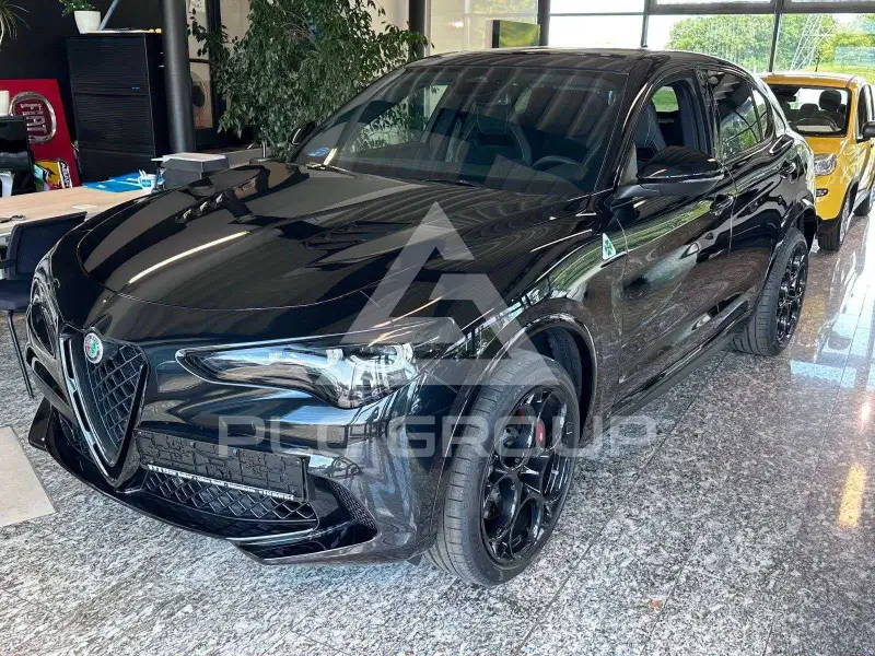 2025 Alfa Romeo Stelvio