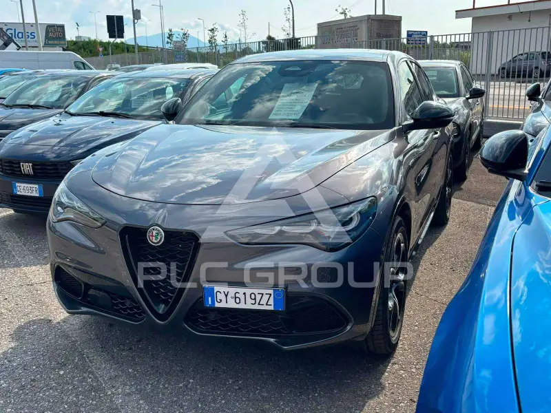 2025 Alfa Romeo Stelvio