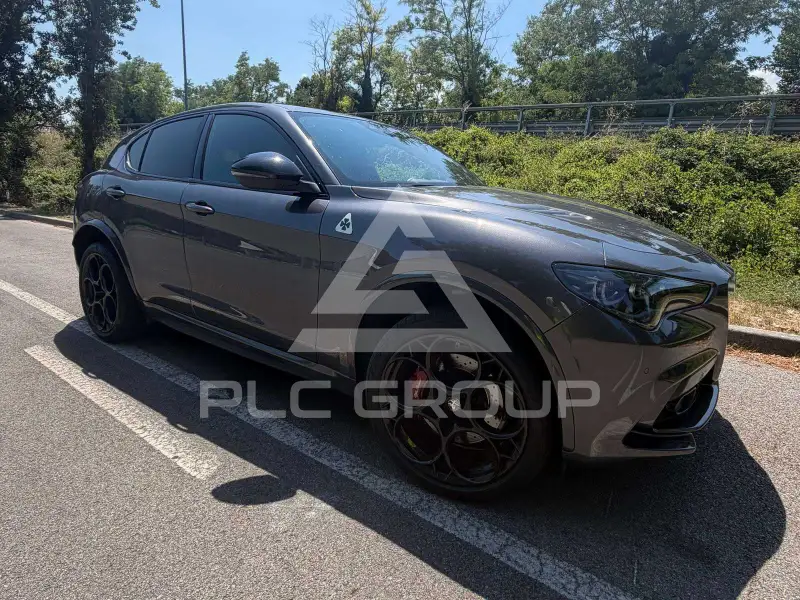 2025 Alfa Romeo Stelvio