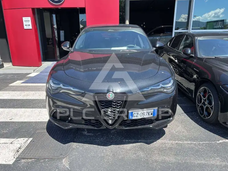 2025 Alfa Romeo Stelvio