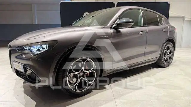 2025 Alfa Romeo Stelvio