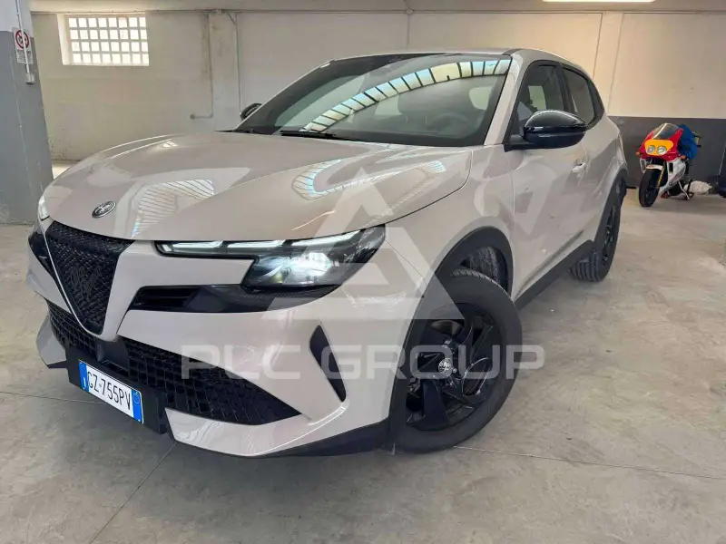 2025 Alfa Romeo Other