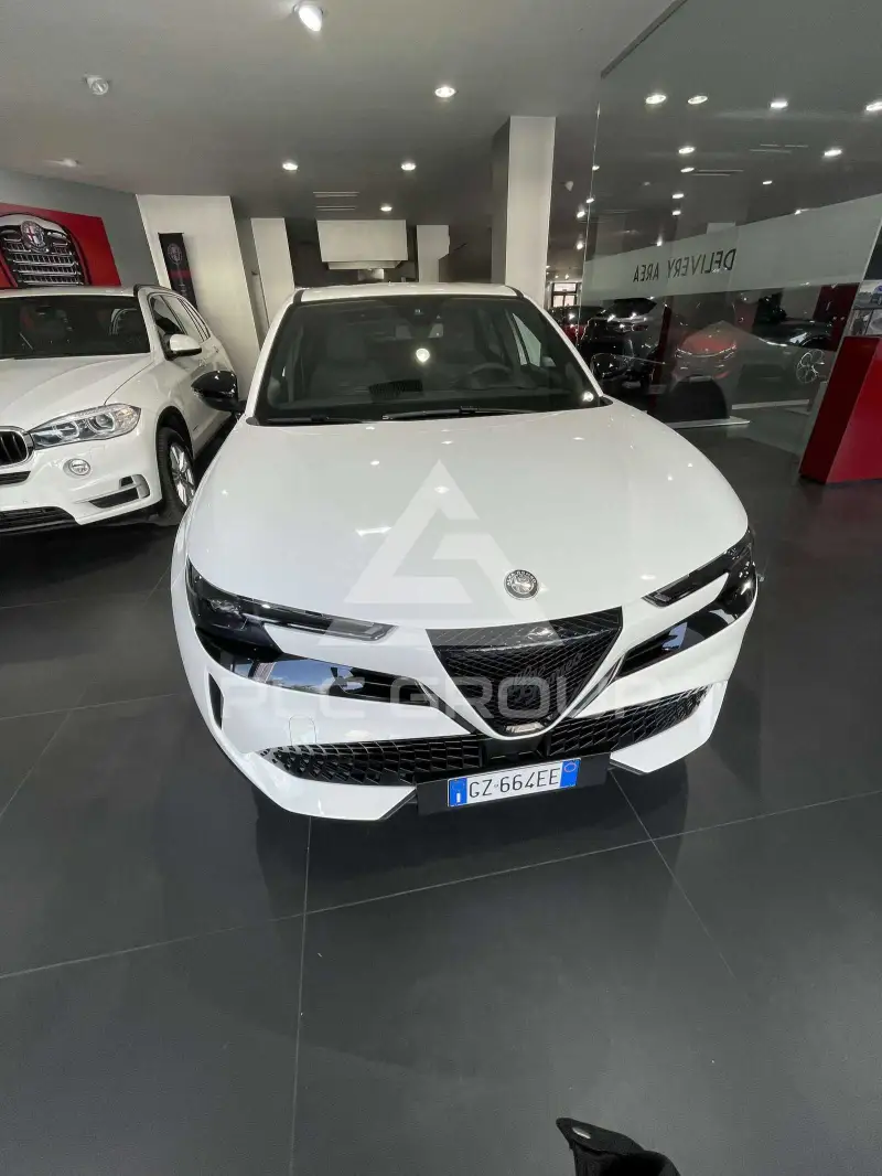 2025 Alfa Romeo Other