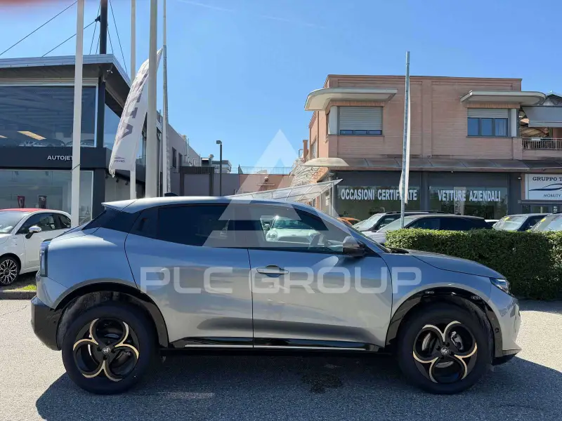2025 Alfa Romeo Other