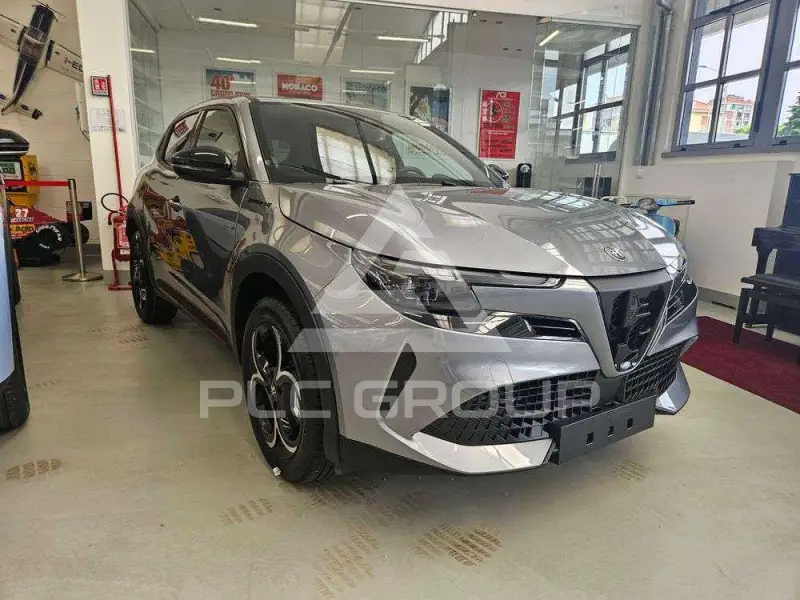 2025 Alfa Romeo Other