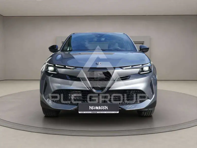 2025 Alfa Romeo Other
