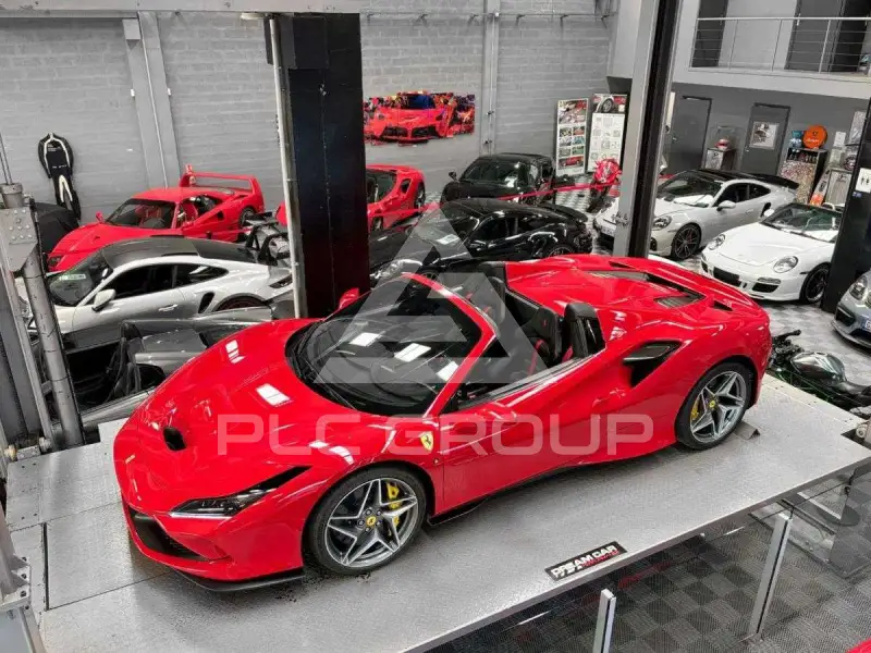 2025 Ferrari F8