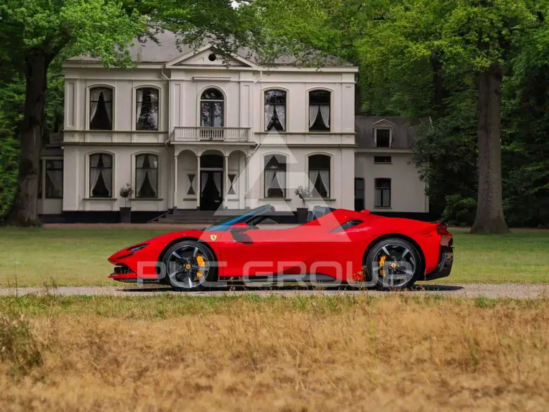 2025 Ferrari SF90