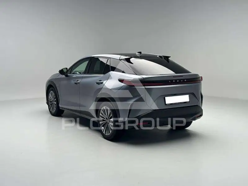 2025 Lexus RZ