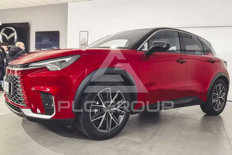 2025 Lexus LBX