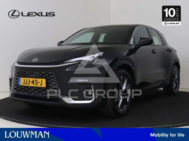 2025 Lexus LBX